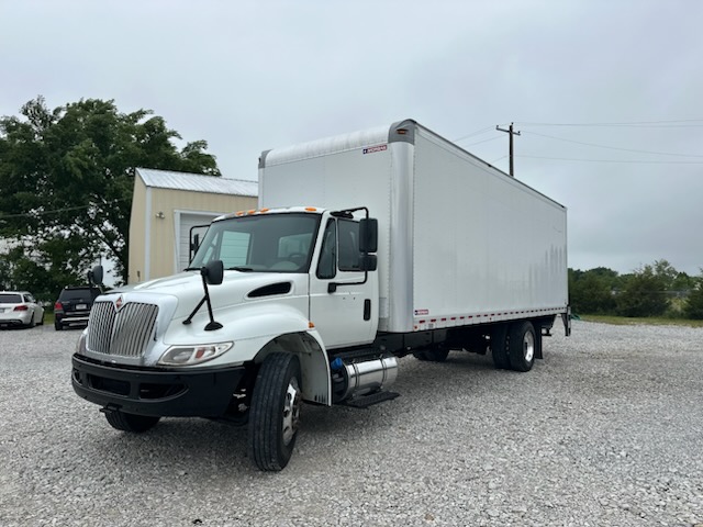 2019 International 4300 – 6 month/15,000 mile warranty Engine/Aftertreatment/trans/rears – Great financing available!!
