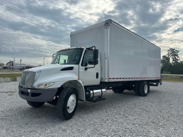 2019 International 4300 – 6 month/15,000 mile warranty Engine/Aftertreatment/trans/rears – Great financing available!!