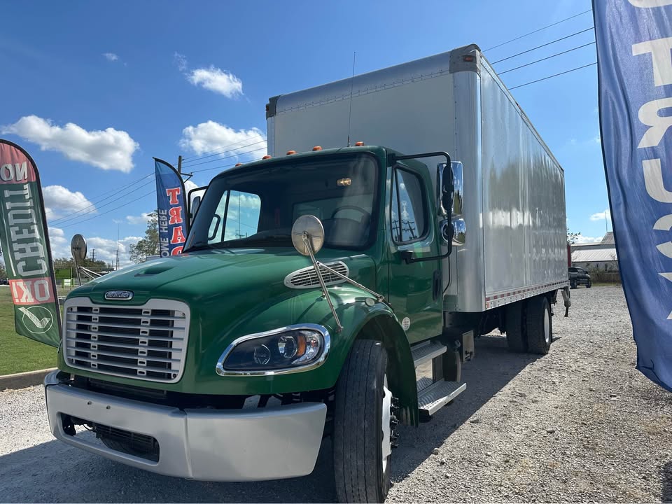 2019 Freightliner M2 - 6month/15,000 miles Engine, Aftertreatment, Trans & Rears Great Financing available!!!